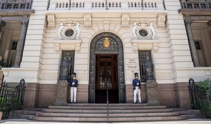 Estudio BUstamante Casación Penal Admisibilidad del recurso de casación contra todas las sentencias de segunda instancia